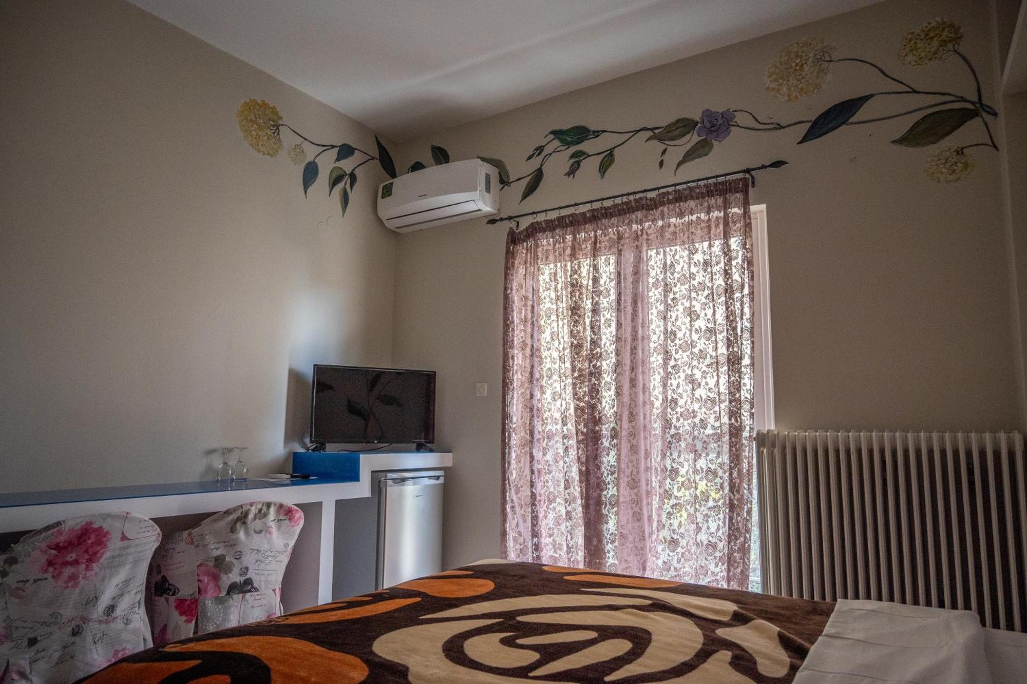 Ιlias rooms Πάτρα Εξωτερικό φωτογραφία